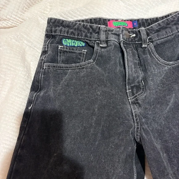 Empyre Women's Black Straight Leg Jeans - Picture 6 of 6